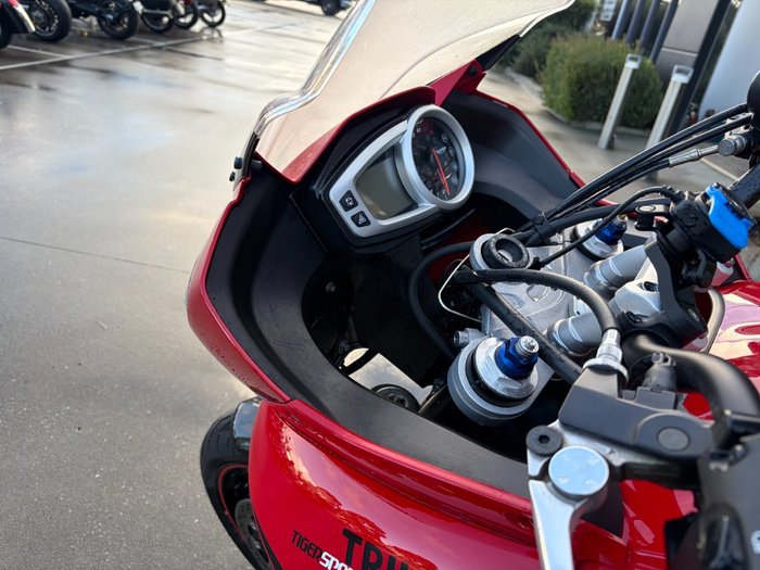 2016 Triumph TIGER SPORT 1050 Red