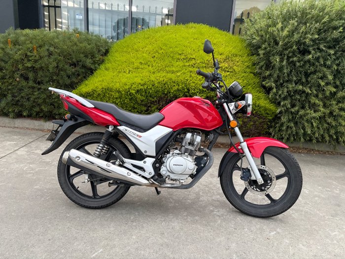 2018 Honda CB125E Red