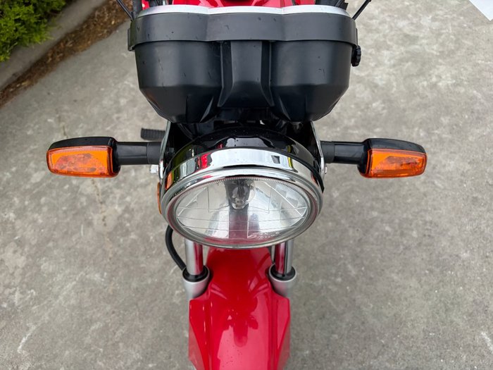 2018 Honda CB125E Red