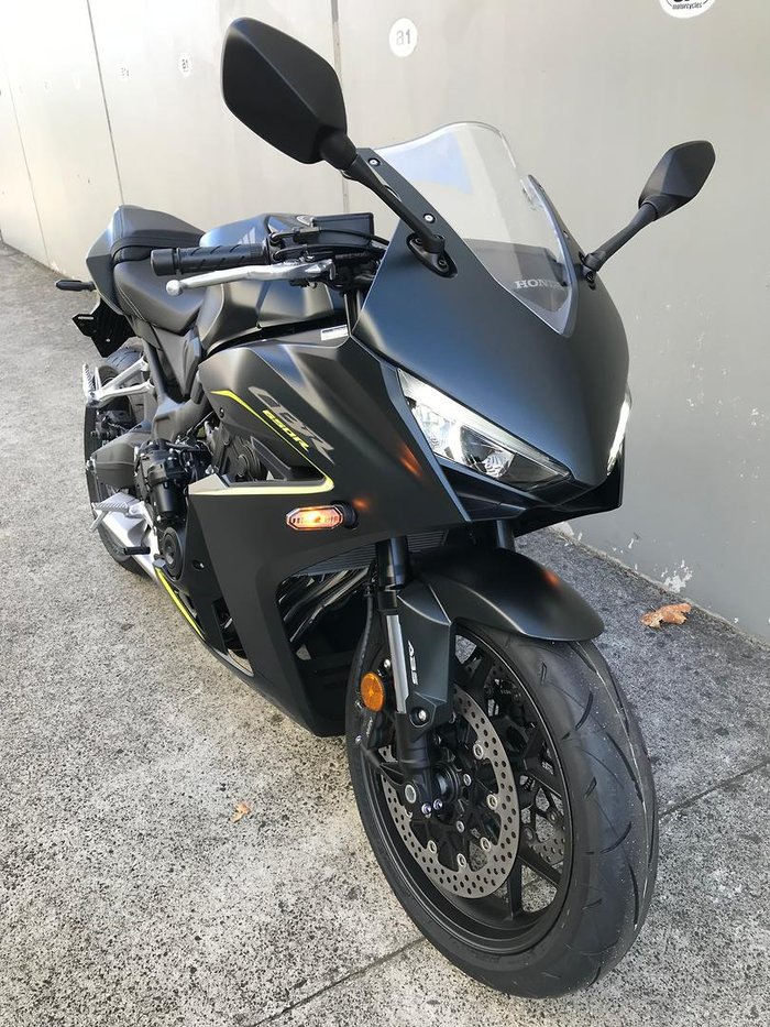 2026 Honda CBR650R E-Clutch