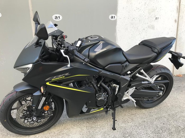 2026 Honda CBR650R E-Clutch