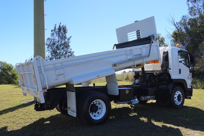 2014 Isuzu F Series FVR 1000