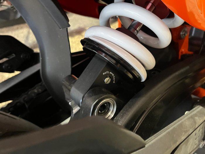 2025 KTM 390 SMC R SMC Orange