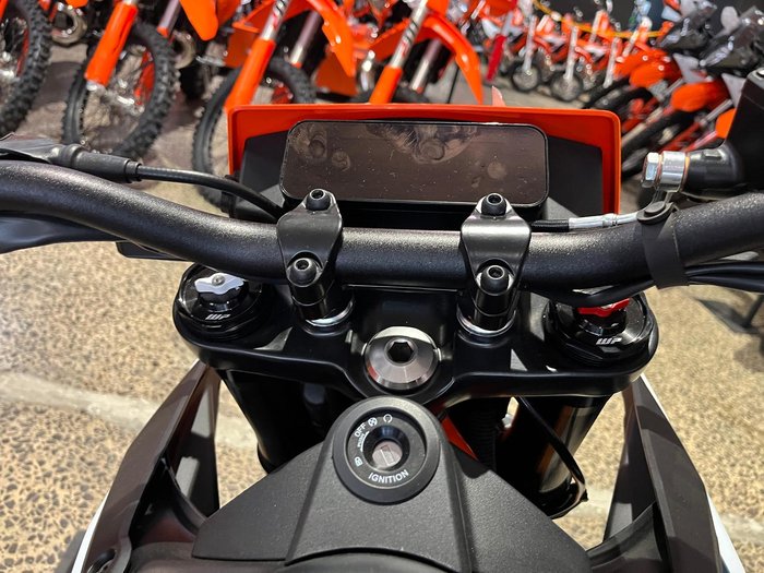 2025 KTM 390 SMC R SMC Orange