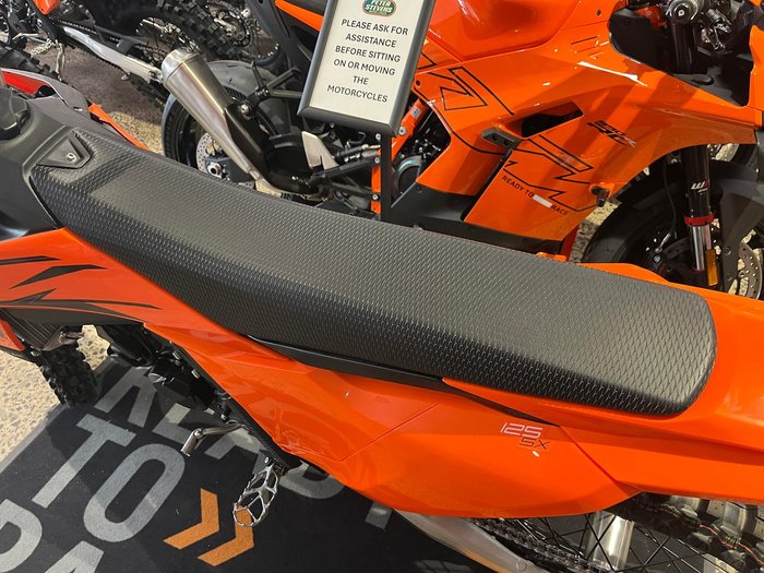 2026 KTM 125 SX SX Orange