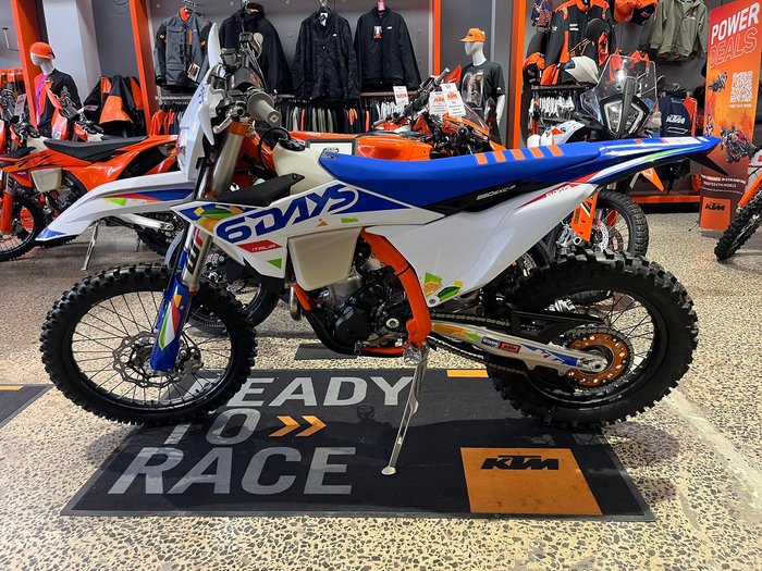 2026 KTM 350 EXC-F Six Days EXC-F Orange