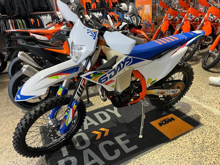 2026 KTM 350 EXC-F Six Days EXC-F Orange