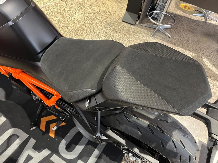 2026 KTM 1390 Super Duke R EVO Super Duke Black