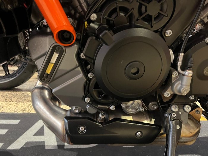 2026 KTM 1390 Super Duke R EVO Super Duke Black