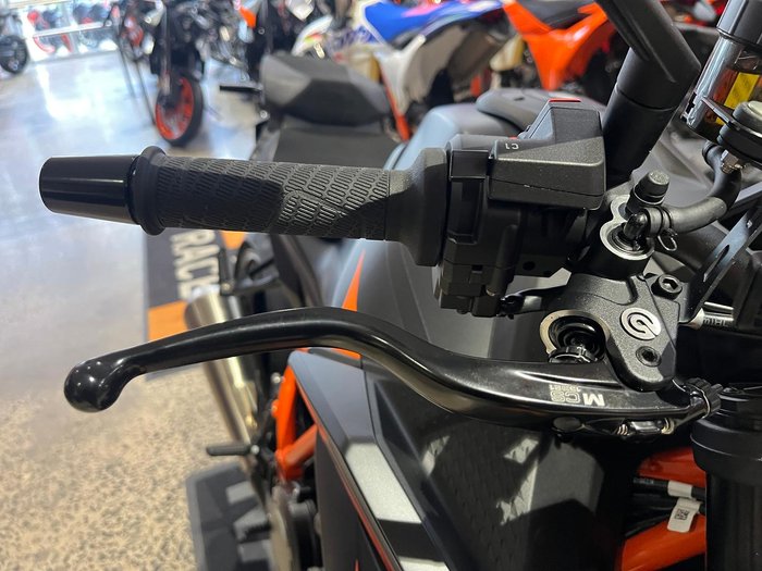 2026 KTM 1390 Super Duke R EVO Super Duke Black