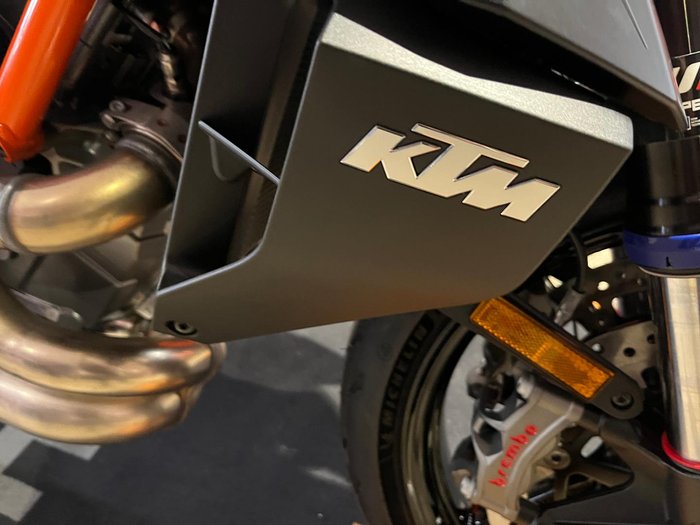 2026 KTM 1390 Super Duke R EVO Super Duke Black