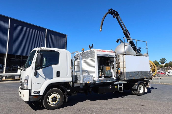 2024 Isuzu F Series