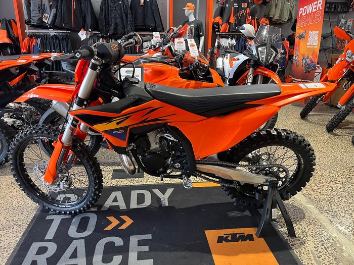 2026 KTM 250 SX SX Orange