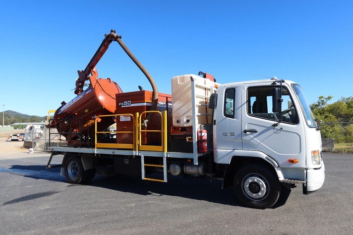 2013 Fuso Fighter