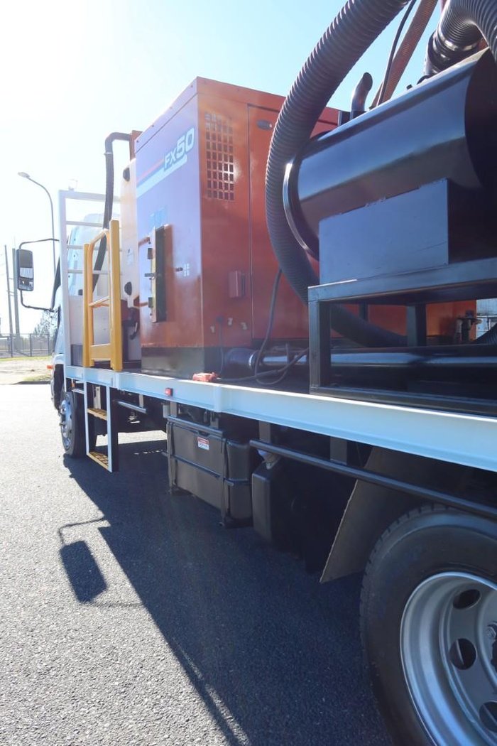 2013 Fuso Fighter 1424