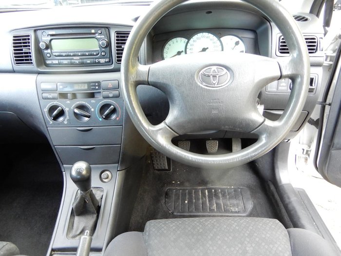 2006 Toyota Corolla Ascent ZZE122R Glacier White