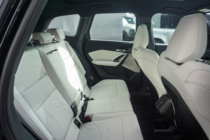 2025 BMW X1 xDrive20i