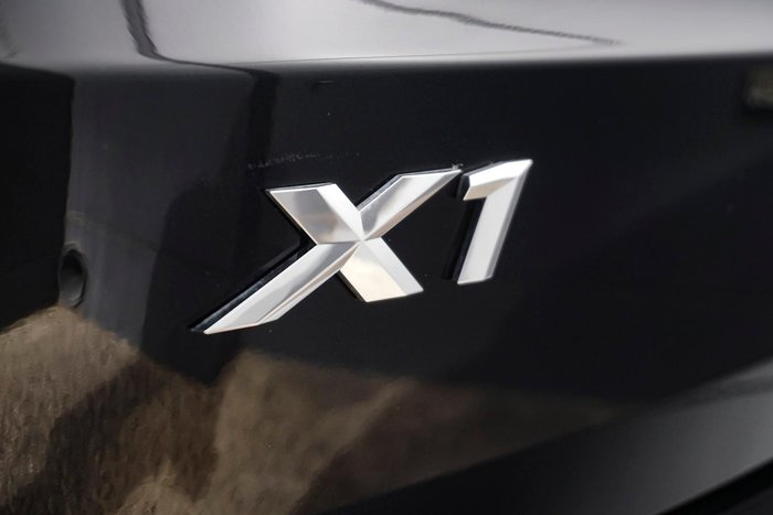 2025 BMW X1 xDrive20i