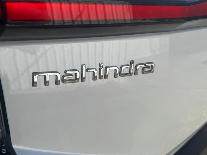 2026 Mahindra XUV3XO AX7L
