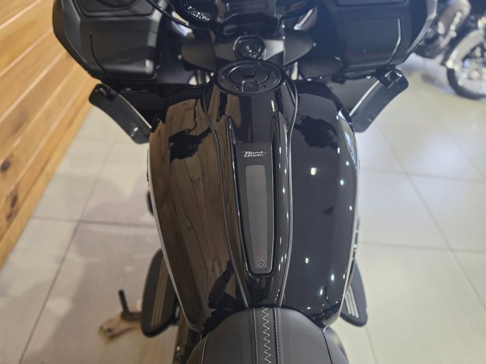 2025 HARLEY-DAVIDSON FLTRX ROAD GLIDE (117)