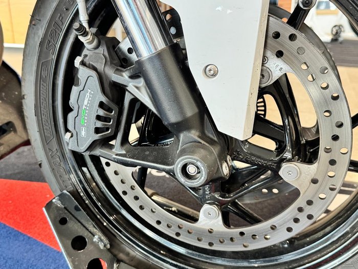 2024 BMW Motorrad F 900 R Sport F 900 White