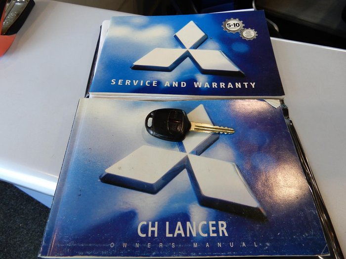 2007 Mitsubishi Lancer ES CH MY07 Yellow Solid