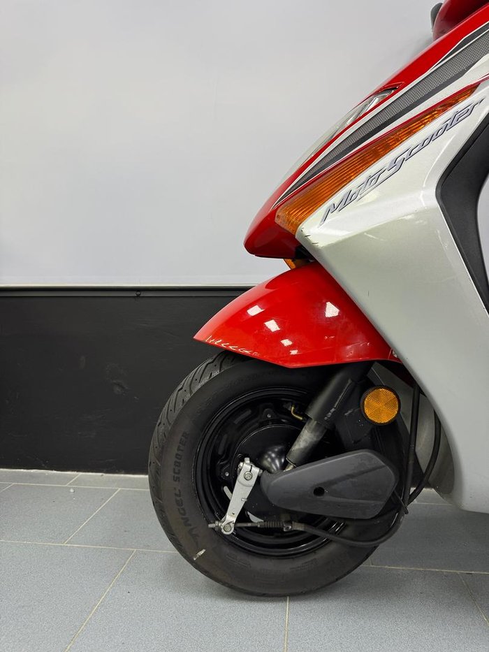 2011 Honda Lead 100 (SCV100) Lead Red