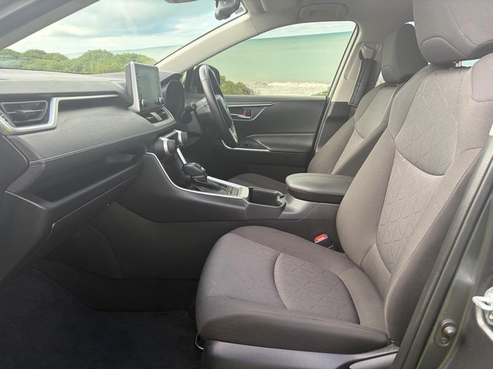 2022 Toyota RAV4 GXL