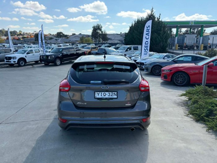 2017 Ford Focus Sport