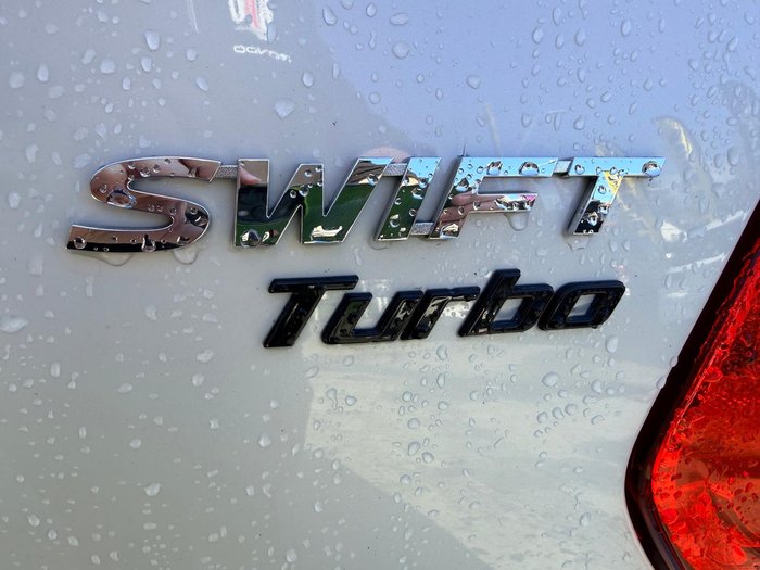 2017 Suzuki Swift GLX Turbo