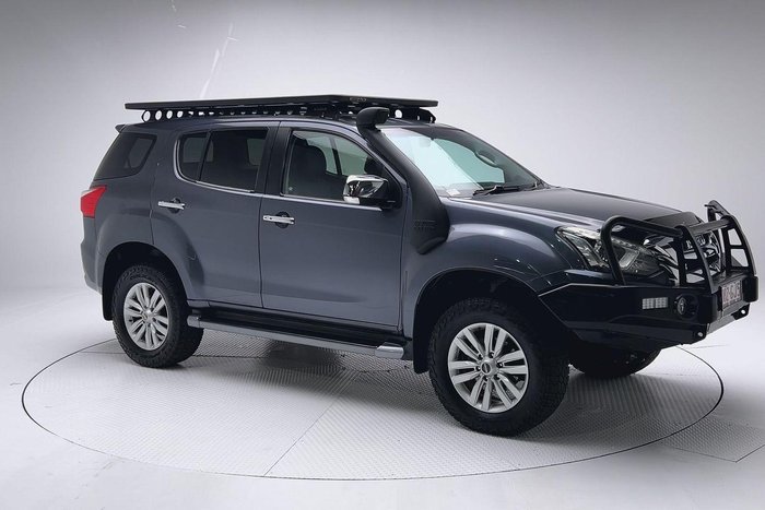 2018 Isuzu MU-X LS-T