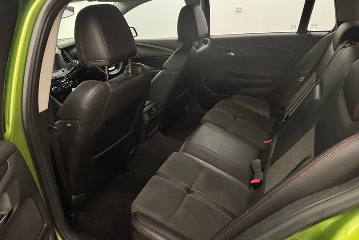 2016 Holden Commodore SV6 Black