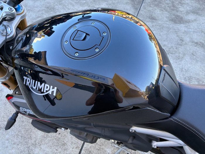 2021 Triumph SPEED TRIPLE 1200 RS Black