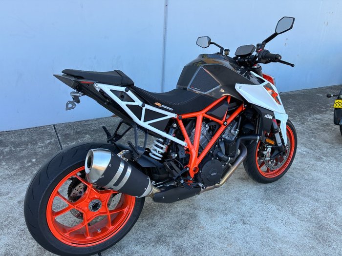 2018 Ktm 1290 SUPER DUKE GT White