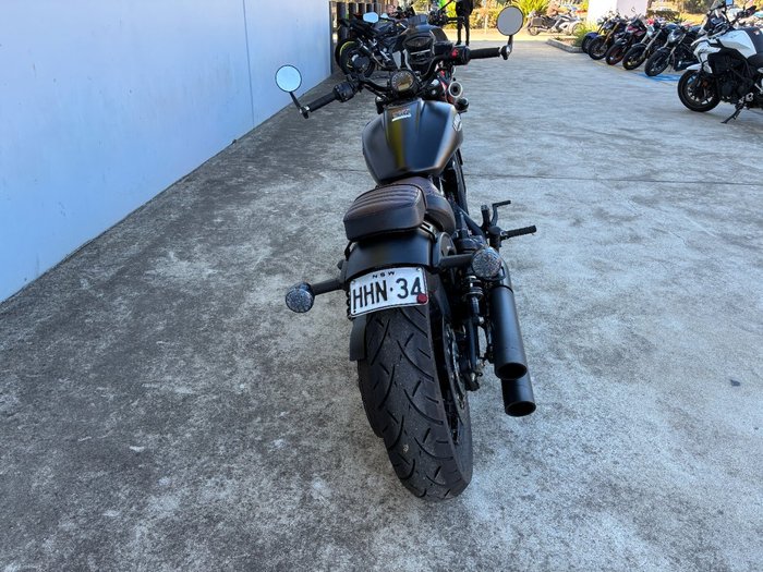 2023 Indian SCOUT BOBBER BLACK SMOKE