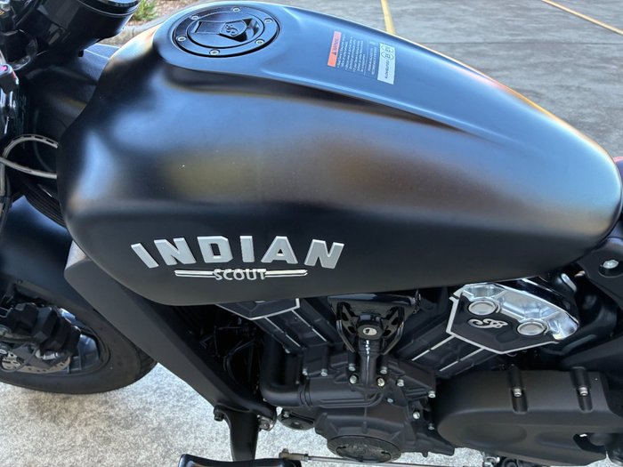 2023 Indian SCOUT BOBBER BLACK SMOKE