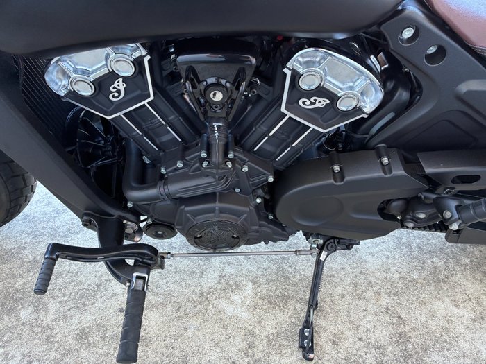 2023 Indian SCOUT BOBBER BLACK SMOKE