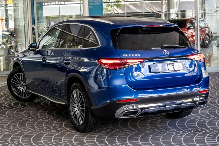 2025 Mercedes-Benz GLC-Class GLC200
