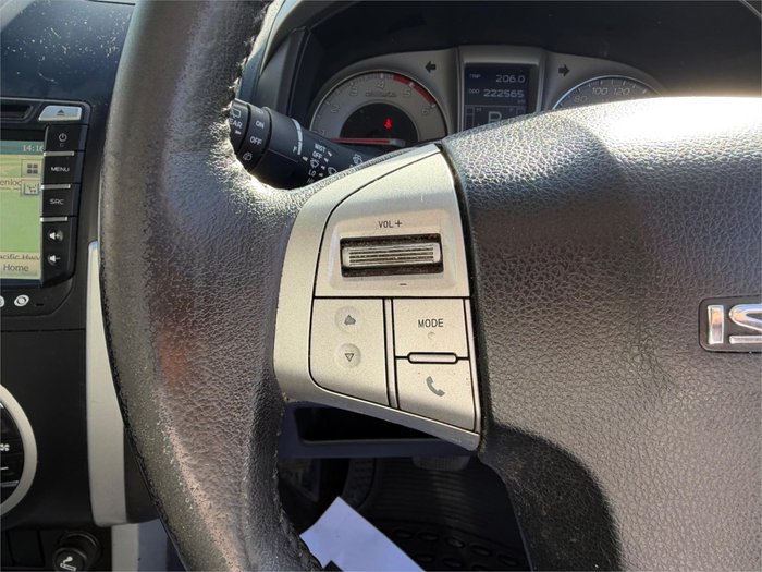 2014 ISUZU MU-X LS-T (4x4)