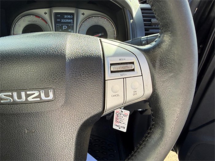 2014 ISUZU MU-X LS-T (4x4)