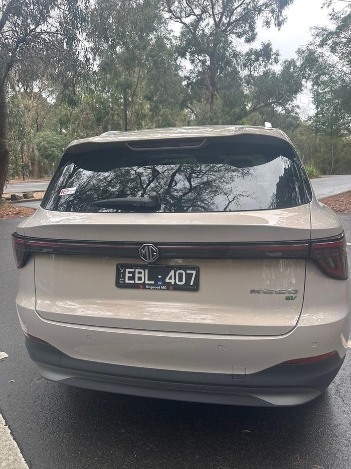 2025 MG MGS5 EV Essence 62 ZS3EM MY25 Champagne Gold