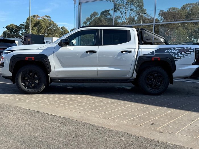 2026 Nissan Navara PRO-4X