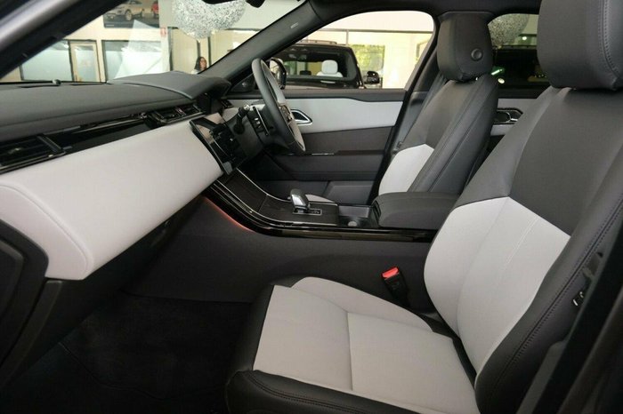 2025 Land Rover Range Rover Velar P250 Dynamic SE L560 MY26 AWD Carpathian Grey