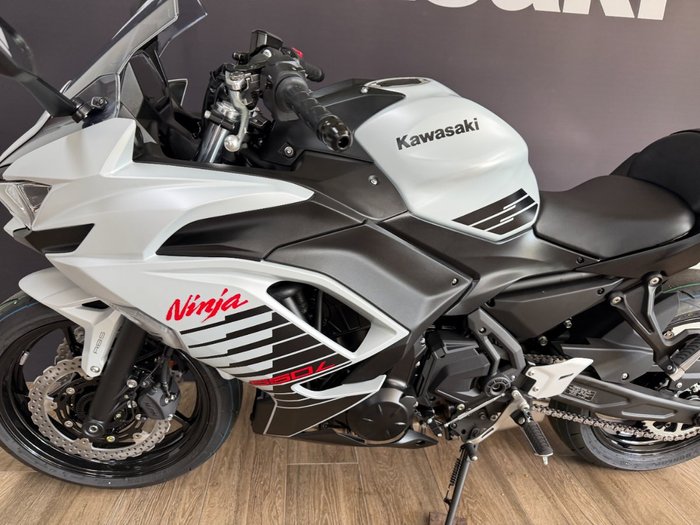 2026 Kawasaki 2026 Kawasaki 650CC NINJA 650L SPORTS GREY