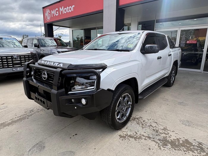 2025 Nissan Navara ST-X