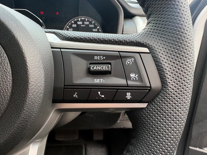 2025 Nissan Navara ST-X