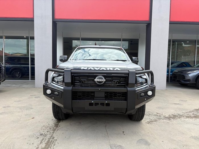 2025 Nissan Navara ST-X