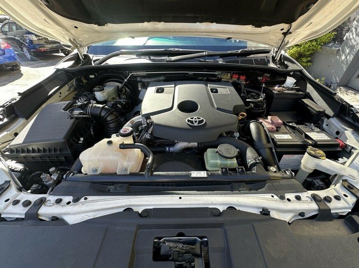 2021 Toyota Hilux SR5