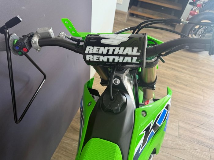 2026 Kawasaki KX250 LIME GREEN