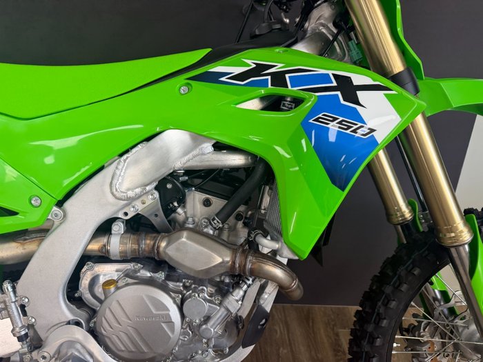 2026 Kawasaki KX250 LIME GREEN